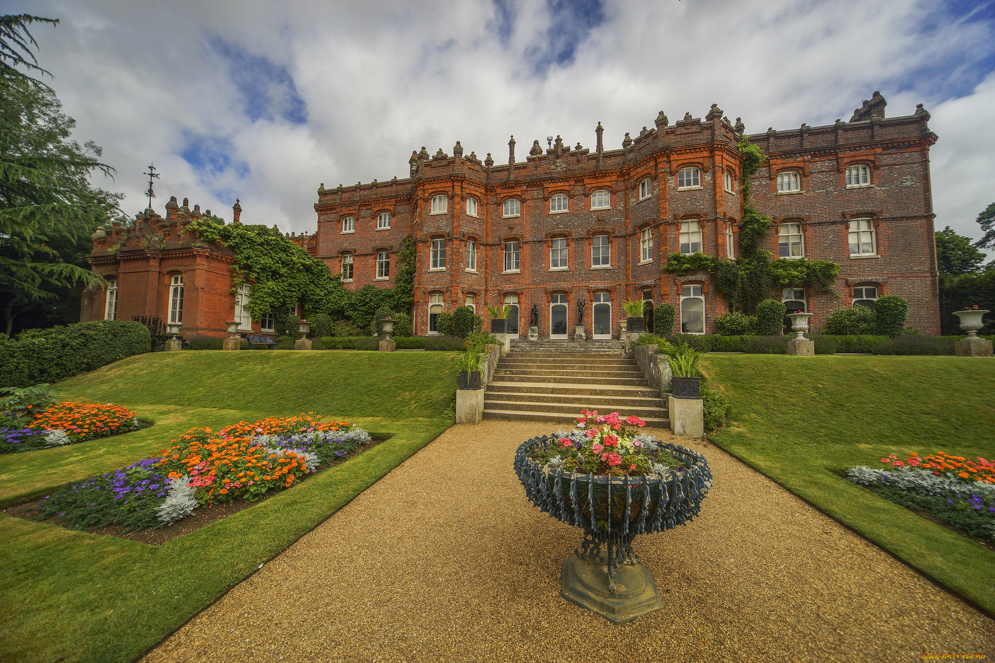 hughenden manor, , - ,  ,  , 